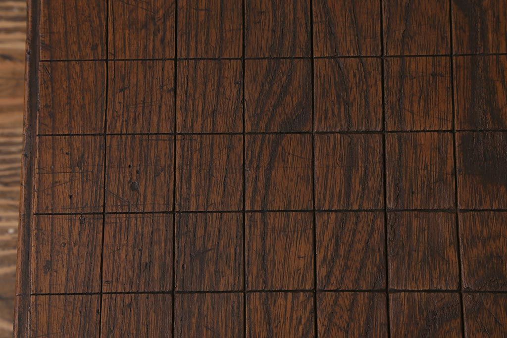 アンティーク雑貨　古民具　明治大正期　古い趣が貫禄漂う将棋盤(飾り台、花台)(R-040856)