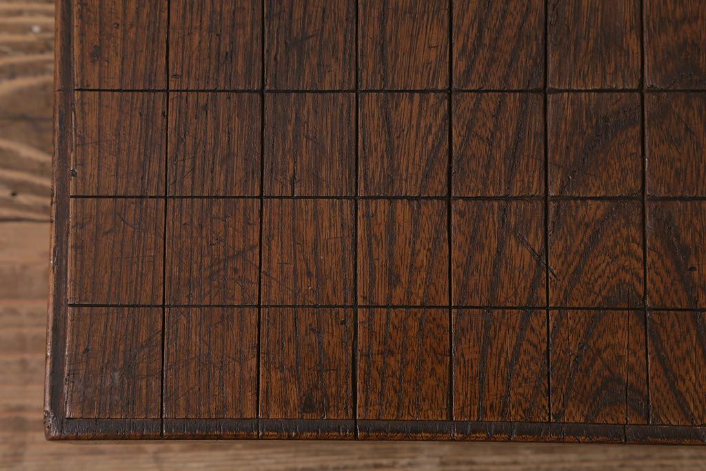 アンティーク雑貨　古民具　明治大正期　古い趣が貫禄漂う将棋盤(飾り台、花台)(R-040856)