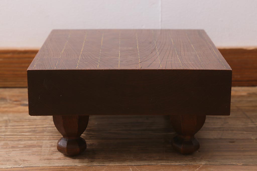 アンティーク雑貨　古民具　明治大正期　古い趣が貫禄漂う将棋盤(飾り台、花台)(R-040857)