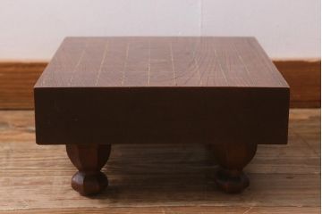 アンティーク雑貨　古民具　明治大正期　古い趣が貫禄漂う将棋盤(飾り台、花台)(R-040857)