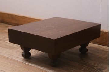 アンティーク雑貨　古民具　明治大正期　古い趣が貫禄漂う将棋盤(飾り台、花台)(R-040857)