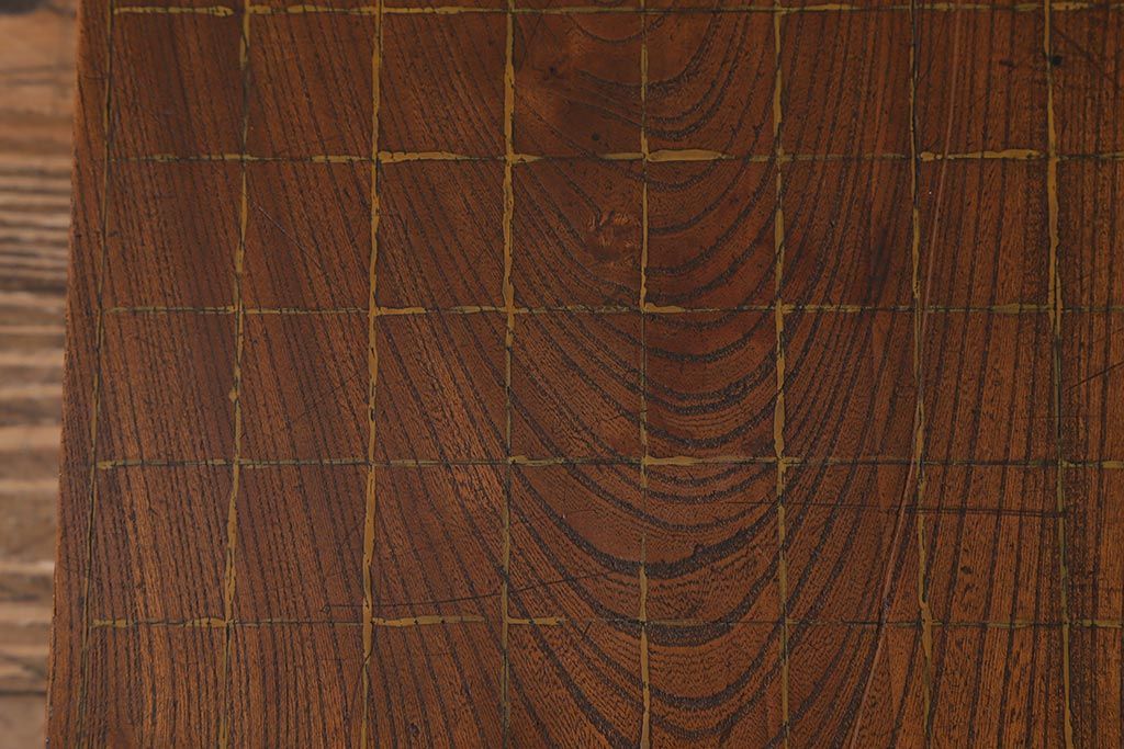 アンティーク雑貨　古民具　明治大正期　古い趣が貫禄漂う将棋盤(飾り台、花台)(R-040857)