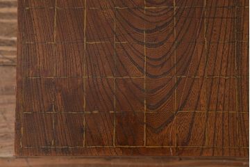 アンティーク雑貨　古民具　明治大正期　古い趣が貫禄漂う将棋盤(飾り台、花台)(R-040857)