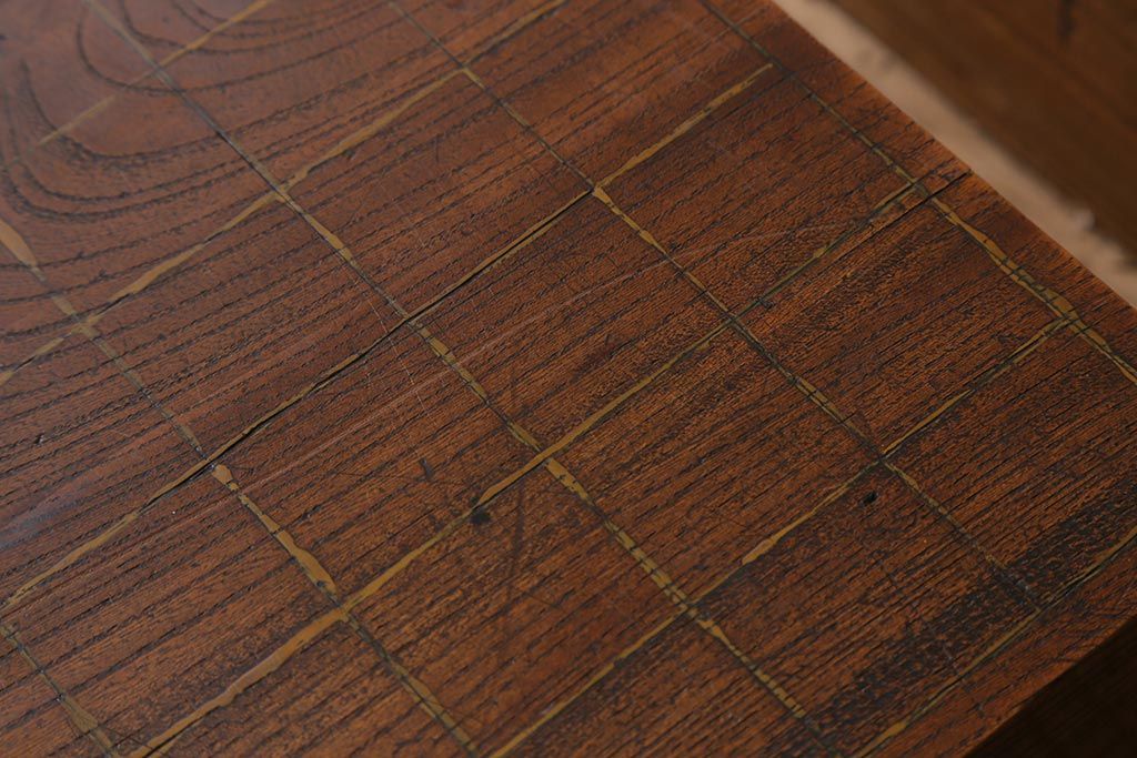 アンティーク雑貨　古民具　明治大正期　古い趣が貫禄漂う将棋盤(飾り台、花台)(R-040857)