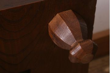 アンティーク雑貨　古民具　明治大正期　古い趣が貫禄漂う将棋盤(飾り台、花台)(R-040857)