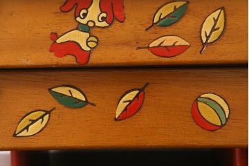 レトロ雑貨　昭和レトロ　希少　ままごと　かわいらしい木製の小さなタンス(チェスト、おもちゃ、玩具)(R-040858)