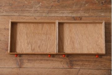 レトロ雑貨　昭和レトロ　希少　ままごと　かわいらしい木製の小さなワードローブ(おもちゃ、玩具)(R-040860)