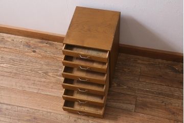 レトロ家具　昭和レトロ　昭和初期　ナラ材　温もりあふれる木製小引き出し(小物収納、サイドチェスト、引き出し)(R-040861)