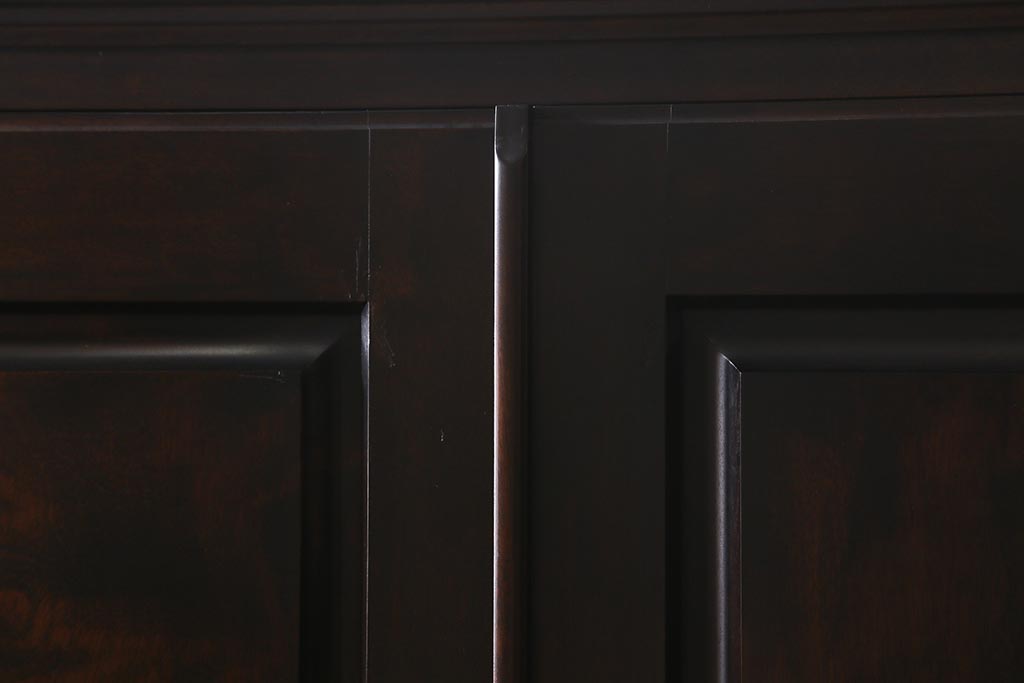 中古　えぞ民芸　えぞインテリア　衣装盆付き　収納力抜群の洋服タンス(衣装タンス)(R-040864)