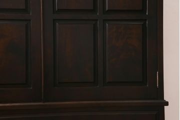 中古　えぞ民芸　えぞインテリア　衣装盆付き　収納力抜群の洋服タンス(衣装タンス)(R-040864)