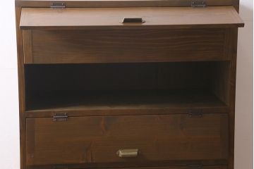 ラフジュ工房オリジナル　古材リメイク　鉄脚　パタパタ扉がレトロな下駄箱(収納棚、キャビネット、引き出し)(R-040866)