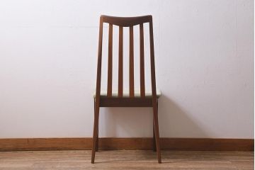 ヴィンテージ家具　北欧ビンテージ　イギリス　G-PLAN(ジープラン)　ナチュラルスタイルにも合うダイニングチェア(椅子)(R-040868)