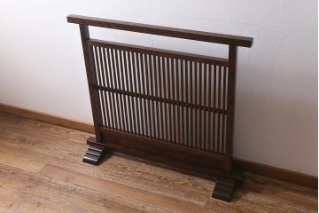 中古　ヴィンテージ家具　松本民芸家具　洗練された上品な佇まいが魅力のC型衝立(つい立て、パーテーション、ビンテージ)(定価約14万円)(R-040869)