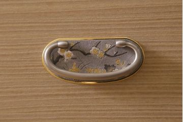 中古　伝統工芸品　加茂総桐箪笥　小袖　明るい木色の整理タンス(総桐たんす、チェスト、引き出し)(定価約52万円)(R-040881)