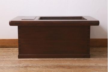 アンティーク　欅(ケヤキ)材・黒柿材　和の風情溢れる関西火鉢(長火鉢、囲炉裏)(R-040882)