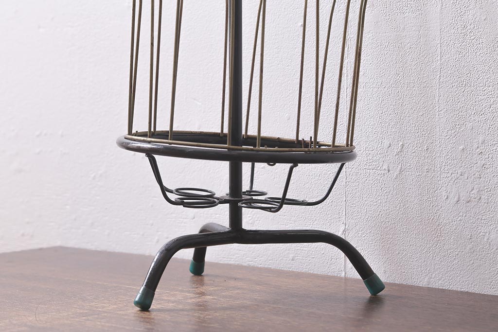 ヴィンテージ雑貨　レア!　回転式　レトロなスリッパスタンド(スリッパ立て、ビンテージ)(R-040885)