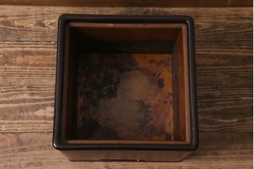 アンティーク雑貨　大正昭和初期　紫檀(シタン)材　シンプルで品のある角火鉢(木製火鉢、箱火鉢)(R-040890)
