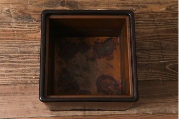 アンティーク雑貨　大正昭和初期　紫檀(シタン)材　シンプルで品のある角火鉢(木製火鉢、箱火鉢)(R-040891)