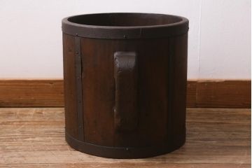 アンティーク雑貨　和製アンティーク　古民具　大黒天の刻印入りの一斗升(一斗マス)(R-040892)