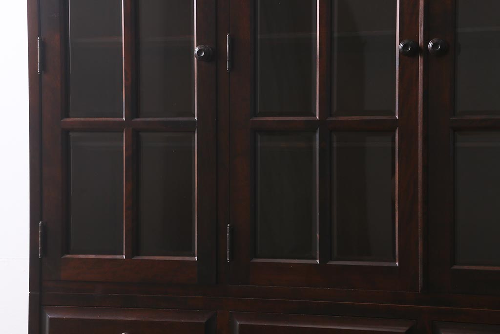 中古　北海道民芸家具　HM165K　高級感が漂う食器棚(カップボード、キャビネット)(定価約43万円)(R-040894)