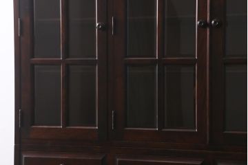 中古　北海道民芸家具　HM165K　高級感が漂う食器棚(カップボード、キャビネット)(定価約43万円)(R-040894)