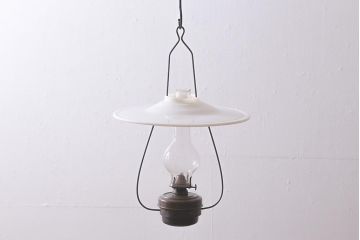 アンティーク雑貨　明治大正　3分芯　銅製油壺が味わいのある吊り下げオイルランプ(石油ランプ、洋燈)(R-040897)