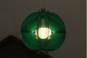 ビンテージ照明　松下電工(ナショナル)　レトロポップなプラスチックシェードの天井照明(ペンダントライト)(R-040898)