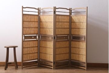 ビンテージ家具　透かしの意匠が風情あふれる四連折り畳み式パーテーション(衝立、仕切り)(R-040908)