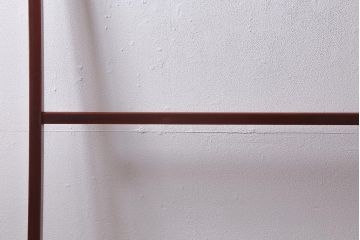 アンティーク家具　春慶塗　和風インテリアにおすすめなフック付きの便利な衣桁(着物掛け、ハンガーラック)(R-040909)