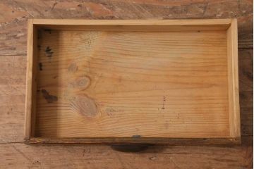 アンティーク雑貨　栓材　レトロな雰囲気が魅力の引き出し付きブックスタンド(本立て)(R-040912)