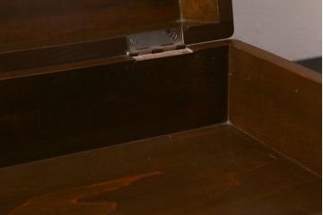 アンティーク雑貨　和製アンティーク　落ち着いた木色のレトロな収納箱(木箱、小物入れ)(R-040914)