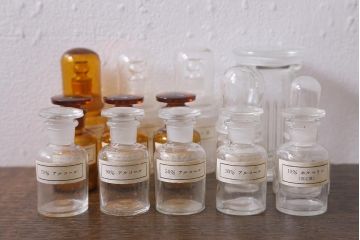 レトロ雑貨　プレパラート製作用具　昭和レトロな実験器具セット(木箱、ガラス瓶、薬瓶)(R-040916)