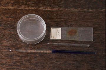 レトロ雑貨　プレパラート製作用具　昭和レトロな実験器具セット(木箱、ガラス瓶、薬瓶)(R-040916)