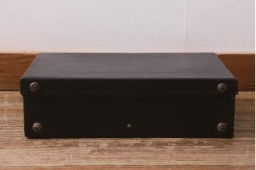 ヴィンテージ雑貨　本革　黒いレザーが格好いいトランク(鞄、カバン、収納、ディスプレイ、ビンテージ)(R-040919)