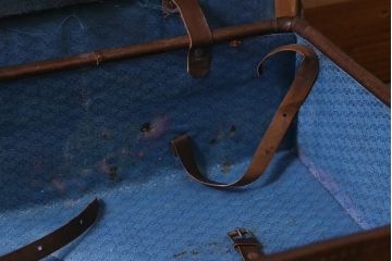 ヴィンテージ　レトロな魅力が漂うトランク(鞄、カバン、収納、ディスプレイ、ビンテージ)(R-040920)