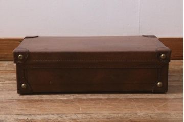 ヴィンテージ　レトロな魅力が漂うトランク(鞄、カバン、収納、ディスプレイ、ビンテージ)(R-040920)