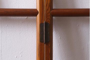 アンティーク家具　桑材　和風インテリアにおすすめなフック付きの便利な衣桁(着物掛け、ハンガーラック)(R-040921)