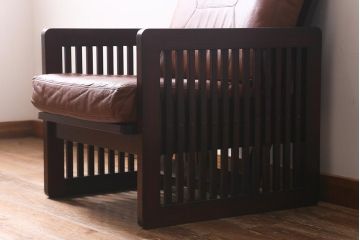 中古　九州民芸家具　本革　総ケヤキ材　漆塗り　上質な雰囲気漂う1人掛けソファ(定価30万円)(1Pソファ、椅子、アームチェア)(R-040925)