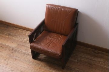 中古　九州民芸家具　本革　総ケヤキ材　漆塗り　上質な雰囲気漂う1人掛けソファ(定価30万円)(1Pソファ、椅子、アームチェア)(R-040925)