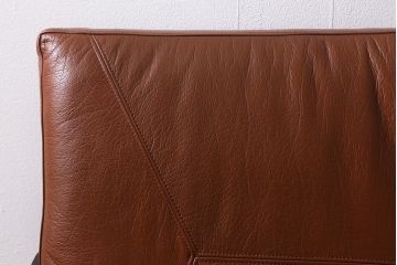 中古　九州民芸家具　本革　総ケヤキ材　漆塗り　上質な雰囲気漂う1人掛けソファ(定価30万円)(1Pソファ、椅子、アームチェア)(R-040926)