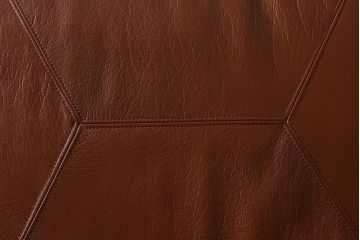 中古　九州民芸家具　本革　総ケヤキ材　漆塗り　上質な雰囲気漂う1人掛けソファ(定価30万円)(1Pソファ、椅子、アームチェア)(R-040926)