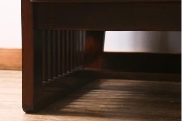 中古　九州民芸家具　本革　総ケヤキ材　漆塗り　上質な雰囲気漂う1人掛けソファ(定価30万円)(1Pソファ、椅子、アームチェア)(R-040926)