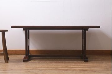 中古　九州民芸家具　シックなデザインが魅力のセンターテーブル(定価約33万円)(リビングテーブル)(R-040940)