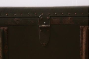アンティーク雑貨　和製アンティーク　ビンテージスタイルにおすすめな船トランク(収納、センターテーブル)(R-040943)