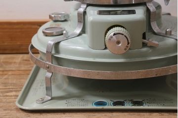 ジャンク品　ヴィンテージ　Aladdin(アラジン)　ブルーフレーム ヒーター　シリーズ39型　BF3902　ビンテージストーブ(R-040945)