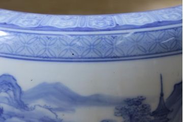 アンティーク雑貨　昭和初期　山水図　風情溢れる瀬戸火鉢(鉢カバー)(R-041001)