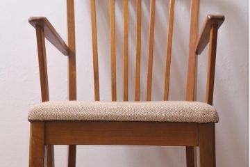 ヴィンテージ家具　イギリスビンテージ　Vanson　北欧スタイルにおすすめなアームチェア(ダイニングチェア、椅子)(R-041006)