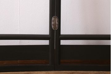 アンティーク家具　桑材　上品な色合いが魅力的なフック付きの便利な衣桁(着物掛け、ハンガーラック)(R-041046)