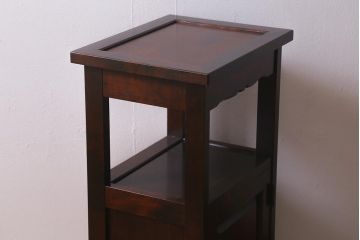 中古　北海道民芸家具　シックなお部屋にも似合う電話台(サイドテーブル、ナイトテーブル)(R-041053)