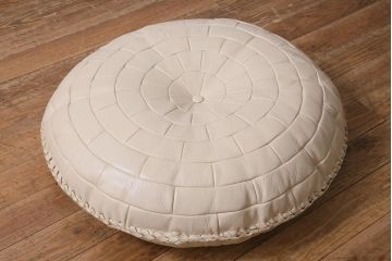 中古　CONDE HOUSE(カンディハウス)　直径80　アイボリーカラーが優しげな革クッション(フロアクッション)(R-041056)